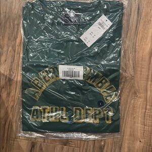 Abercrombie & Fitch Dark Green Graphic Tee